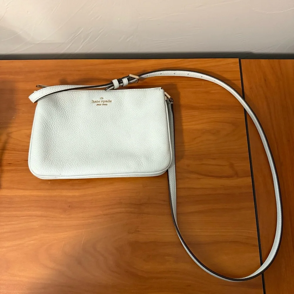 Kate Spade New‎ York Crossbody Bag Purse Small Powder Blue Leather Triple Gusset